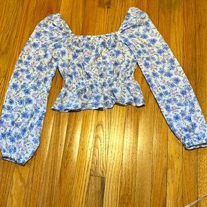 White & blue floral top with puff sleeves
